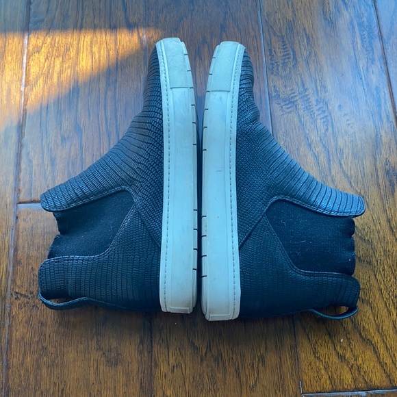 Vince Newlyn High Top Sneakers - Picture 9 of 16